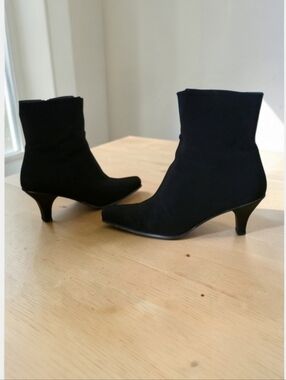 Stuart Weitzman Black Microfiber Stretch Ankle Booties Size 7